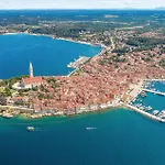 4 Bedroom Nice Home In Rovinj