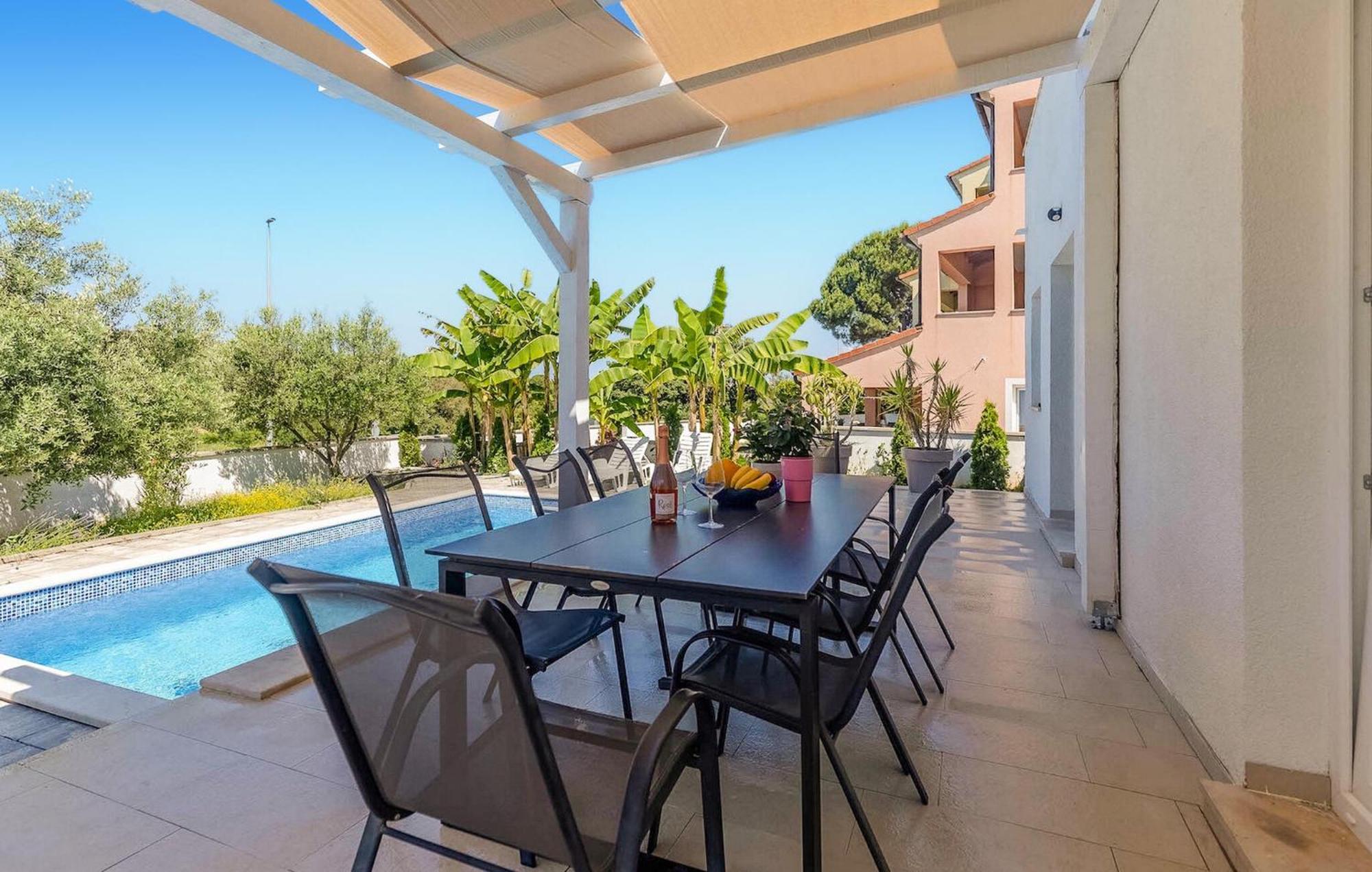 4 Bedroom In Vakantiehuis *
